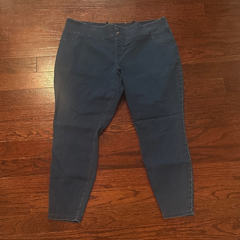 HUE Women's Dark Blue Jeggings